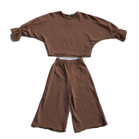 Stylish Play Clothes Set - Brown