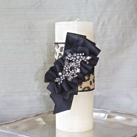 SK Collection Candle "Black on White with Leopard Ribbon"